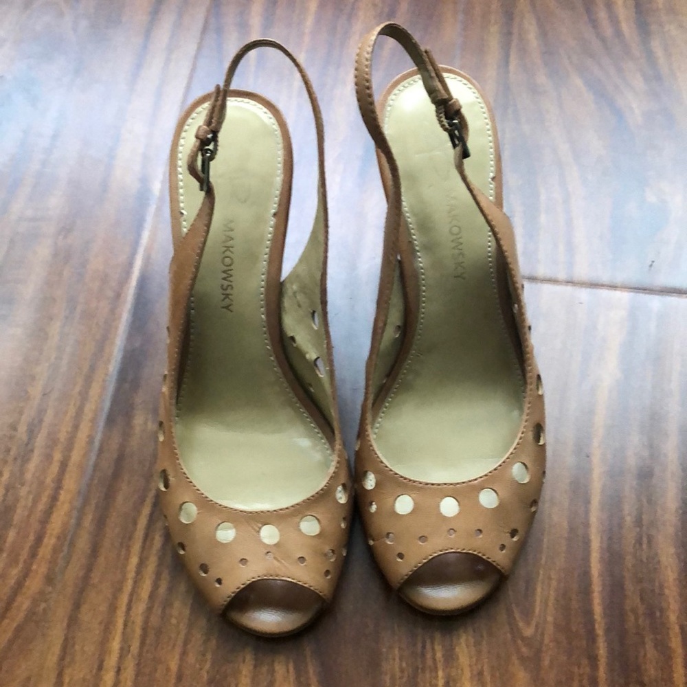 Leather tan sling back shoes